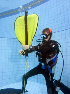 PADI IDC Prep - Lift Bag practice in Confined Water
